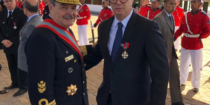 Fábio Medina Osório foi agraciado com a medalha do Mérito Naval da Marinha